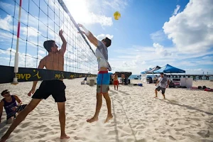 Difference between indoor and outdoor volleyball balls